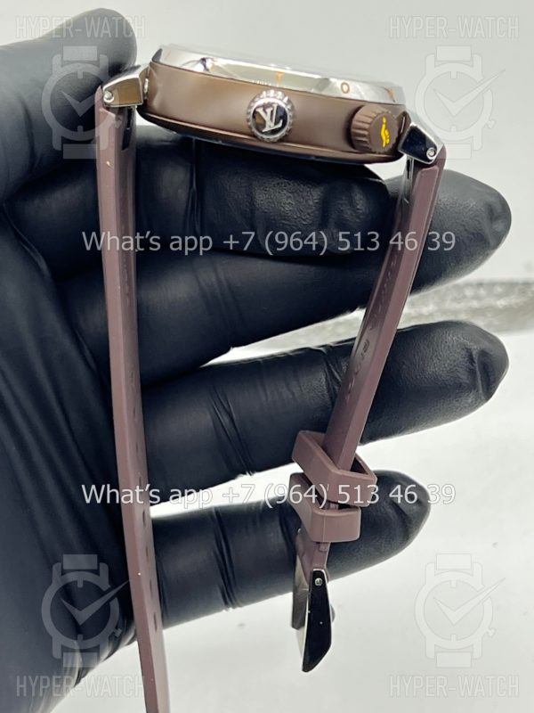 Товар Louis Vuitton Tambour Diver 44mm Brown Фото 12 - Louis Vuitton Tambour Diver 44mm Brown