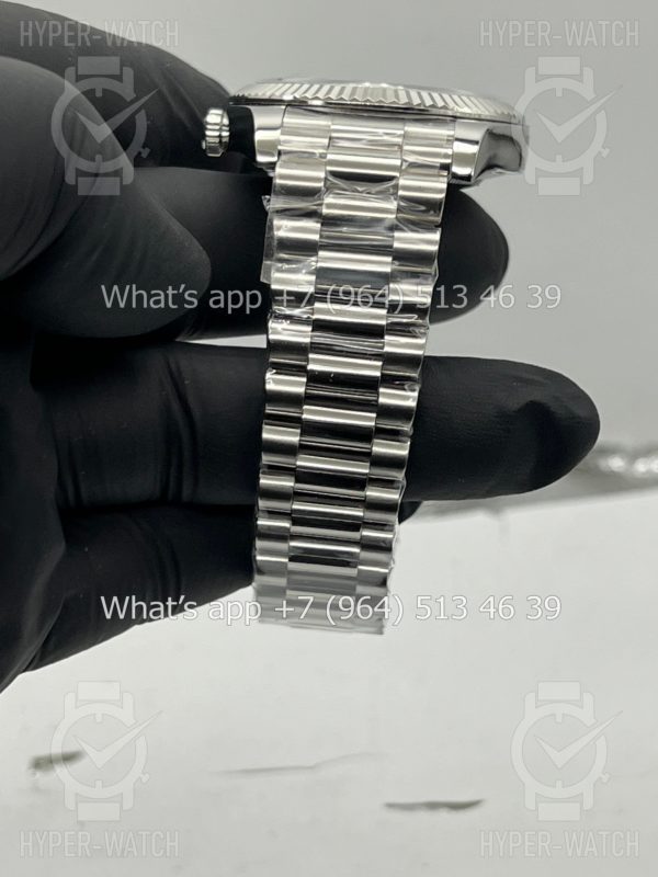 Фото 12 - Rolex Day-Date 40mm Art 10111