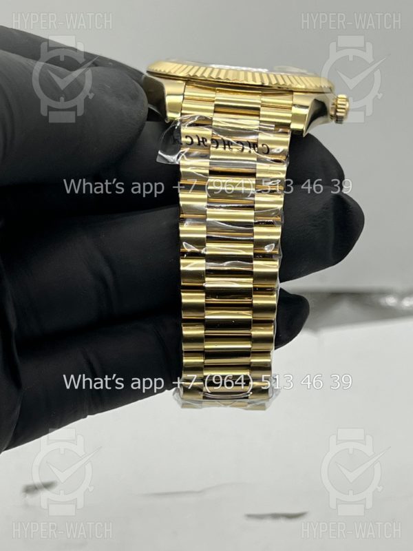 Фото 9 - Rolex Day-Date 40mm Art 10110