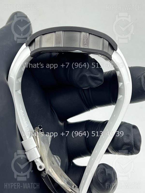 Товар Richard Mille RM 055 Carbon Black White Art 10254 Фото 9 - Richard Mille RM 055 Carbon Black White Art 10254