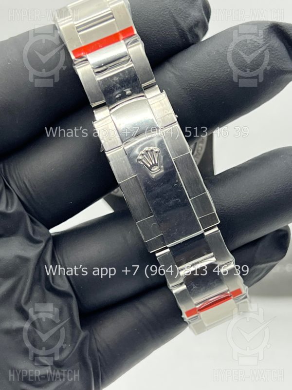 Товар Rolex Milgauss 41mm 124300 Who Cares Steel Фото 17 - Rolex Milgauss 41mm 124300 Who Cares Steel