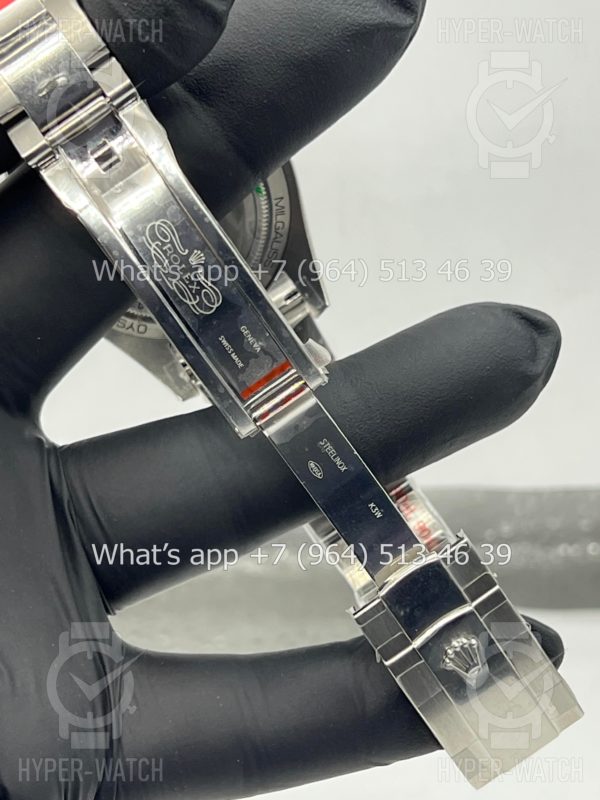 Товар Rolex Milgauss 41mm 124300 Who Cares Steel Фото 18 - Rolex Milgauss 41mm 124300 Who Cares Steel