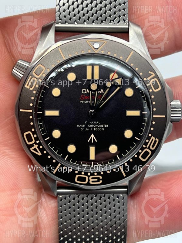 Фото 3 - Omega Seamaster Diver 300M 210.90.42.20.01.001 James Bond Titan