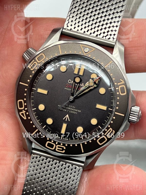Фото 5 - Omega Seamaster Diver 300M 210.90.42.20.01.001 James Bond Titan