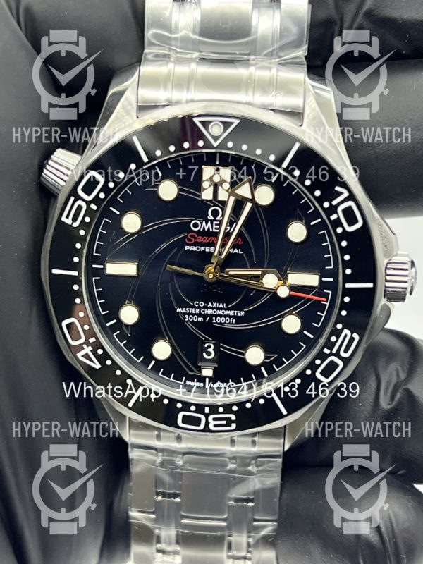 Фото 3 - Omega Seamaster Diver 300M 210.22.42.20.01.004 James Bond Steel