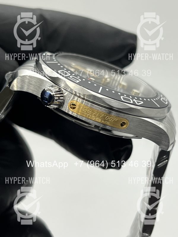 Фото 23 - Omega Seamaster Diver 300M 210.22.42.20.01.004 James Bond Steel