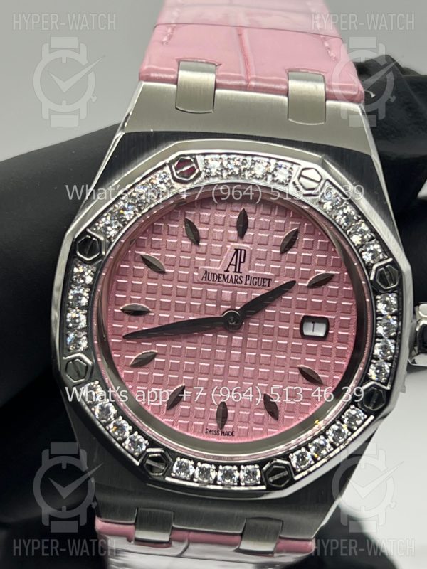 Товар Audemars Piguet Royal Oak 33mm 67601ST.ZZ.D057CR.01 Фото 6 - Audemars Piguet Royal Oak 33mm 67601ST.ZZ.D057CR.01
