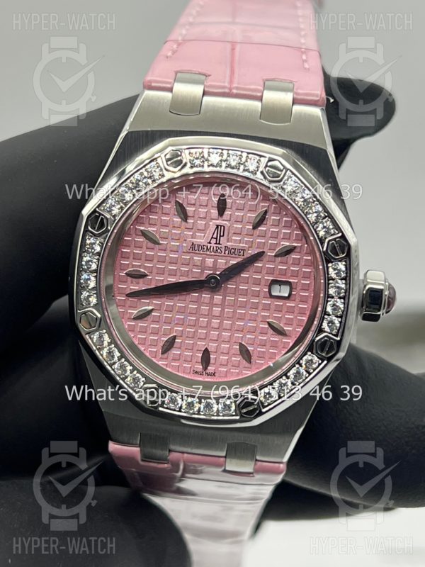 Товар Audemars Piguet Royal Oak 33mm 67601ST.ZZ.D057CR.01 Фото 10 - Audemars Piguet Royal Oak 33mm 67601ST.ZZ.D057CR.01