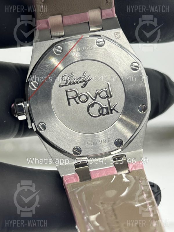 Товар Audemars Piguet Royal Oak 33mm 67601ST.ZZ.D057CR.01 Фото 17 - Audemars Piguet Royal Oak 33mm 67601ST.ZZ.D057CR.01