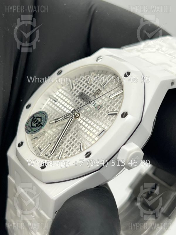 Товар Audemars Piguet Royal Oak 41mm 15500ST White Фото 5 - Audemars Piguet Royal Oak 41mm 15500ST White