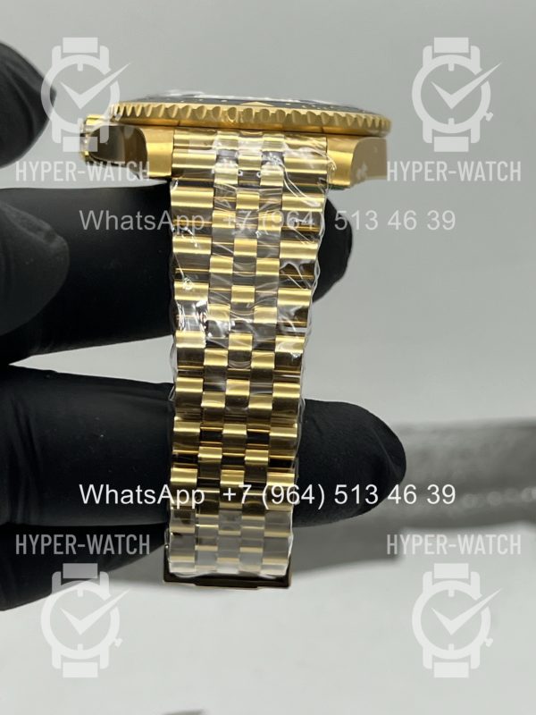 Фото 12 - Rolex GMT Master II 40mm 126718grnr-0002 Steel