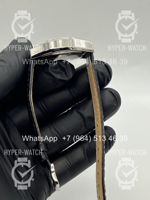 Фото 9 - Cartier Roadster Art 10925