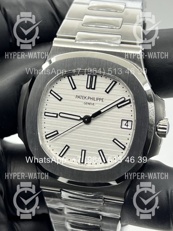 Фото 9 - Patek Philippe Nautilus 40mm 5711/1A-011 Steel White