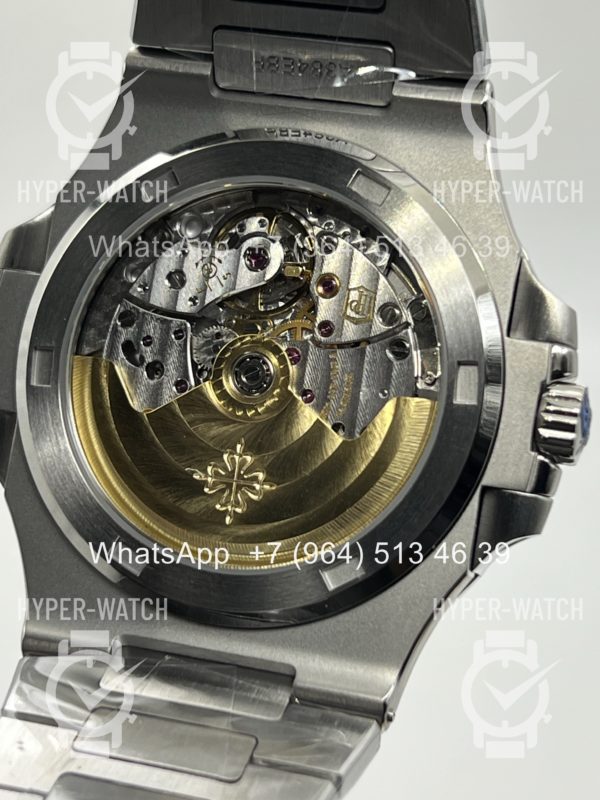 Фото 19 - Patek Philippe Nautilus 40mm 5711/1A-011 Steel White