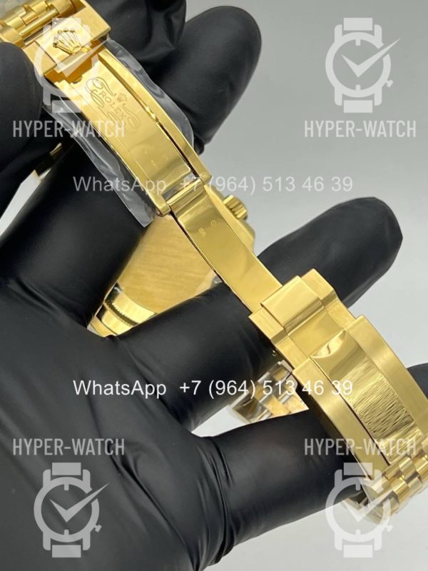 Фото 19 - Rolex GMT Master II 40mm 126718grnr-0001 18K