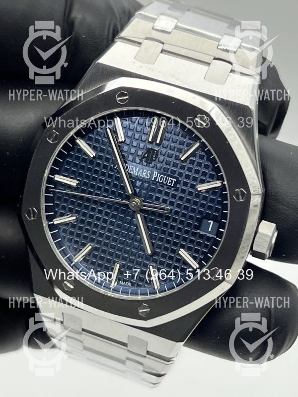 Товар Audemars Piguet Royal Oak 41mm 15500ST.OO.1220ST.01 Steel Blue Фото 3 - Audemars Piguet Royal Oak 41mm 15500ST.OO.1220ST.01 Steel Blue