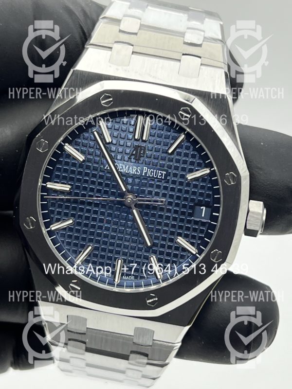 Товар Audemars Piguet Royal Oak 41mm 15500ST.OO.1220ST.01 Steel Blue Фото 5 - Audemars Piguet Royal Oak 41mm 15500ST.OO.1220ST.01 Steel Blue