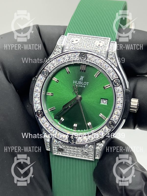 Фото 3 - Hublot Classic Fusion 33mm Art 11174