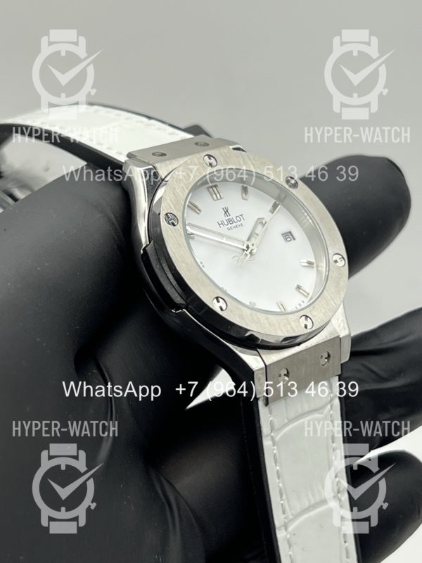 Фото 6 - Hublot Classic Fusion 33mm Art 11172