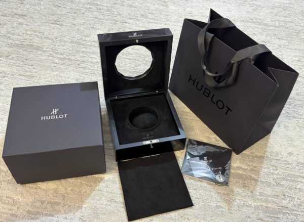 Товар Hublot Big Bang 44mm 301.CI.1110.CI Black Фото 16 - Hublot Big Bang 44mm 301.CI.1110.CI Black