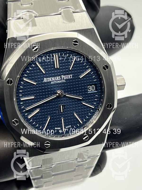 Товар Audemars Piguet Royal Oak Jumbo 39mm 15202ST.OO.1240ST.01 Blue Steel Фото 2 - Audemars Piguet Royal Oak Jumbo 39mm 15202ST.OO.1240ST.01 Blue Steel