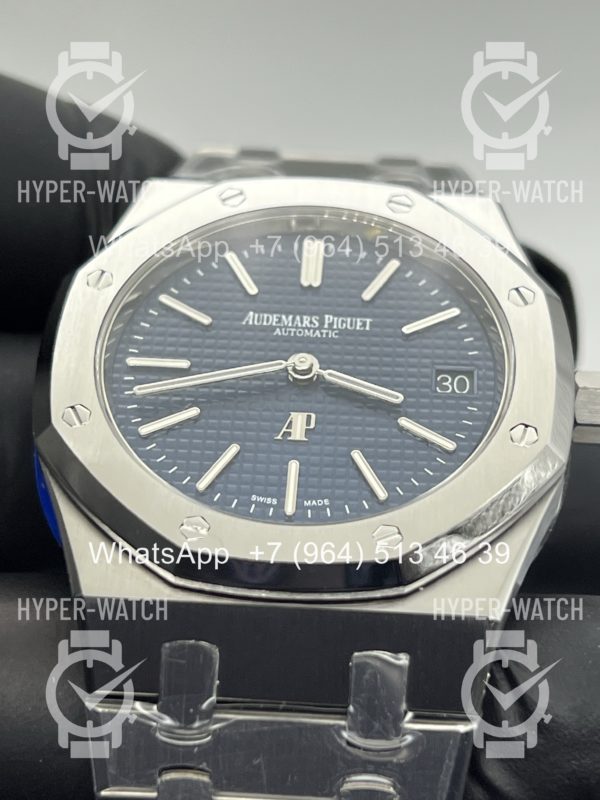 Товар Audemars Piguet Royal Oak Jumbo 39mm 15202ST.OO.1240ST.01 Blue Steel Фото 4 - Audemars Piguet Royal Oak Jumbo 39mm 15202ST.OO.1240ST.01 Blue Steel