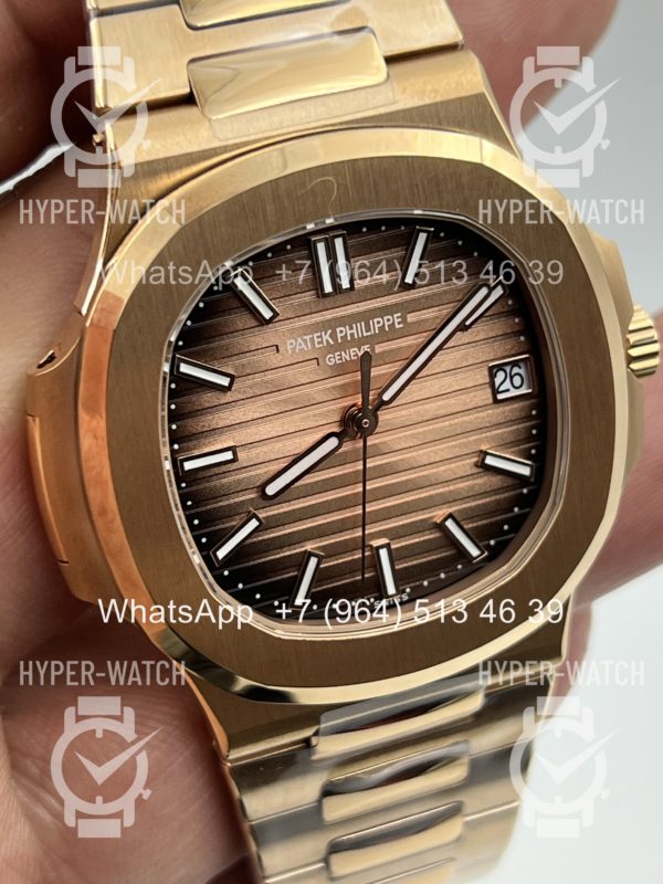 Товар Patek Philippe Nautilus 40mm 5711/1R-001 Steel Brown Фото 12 - Patek Philippe Nautilus 40mm 5711/1R-001 Steel Brown