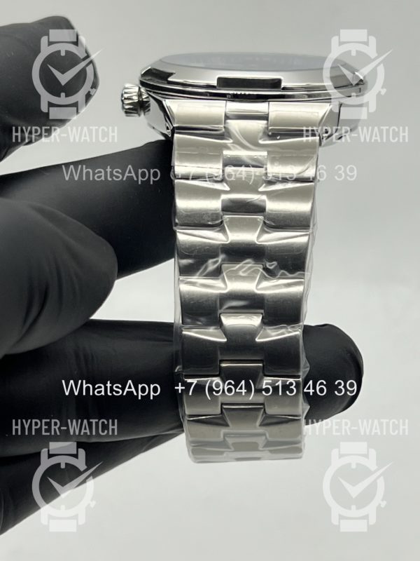 Фото 9 - Vacheron Constantin Overseas 42mm Art 11237