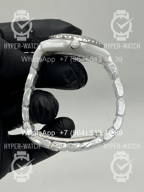 Фото 21 - Chanel J12 H10473