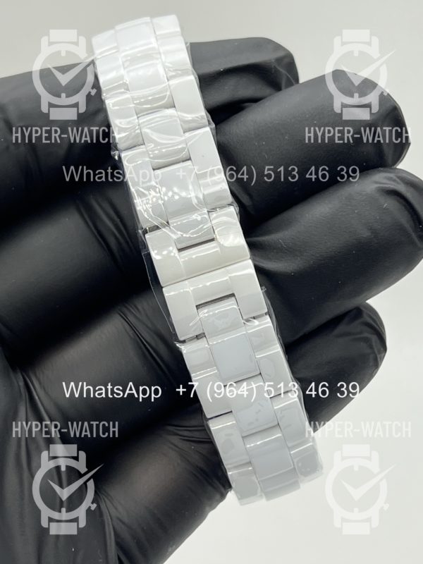 Фото 24 - Chanel J12 H10473