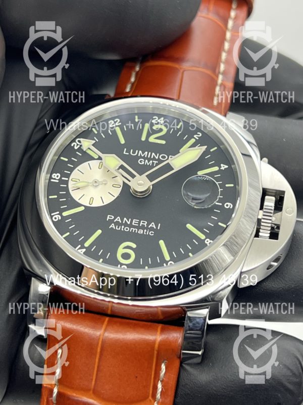 Товар Officine Panerai Luminor GMT PAM00088 Фото 4 - Officine Panerai Luminor GMT PAM00088