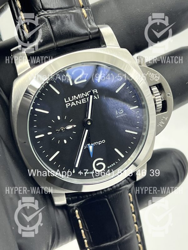 Фото 5 - Officine Panerai Luminor Art 11365