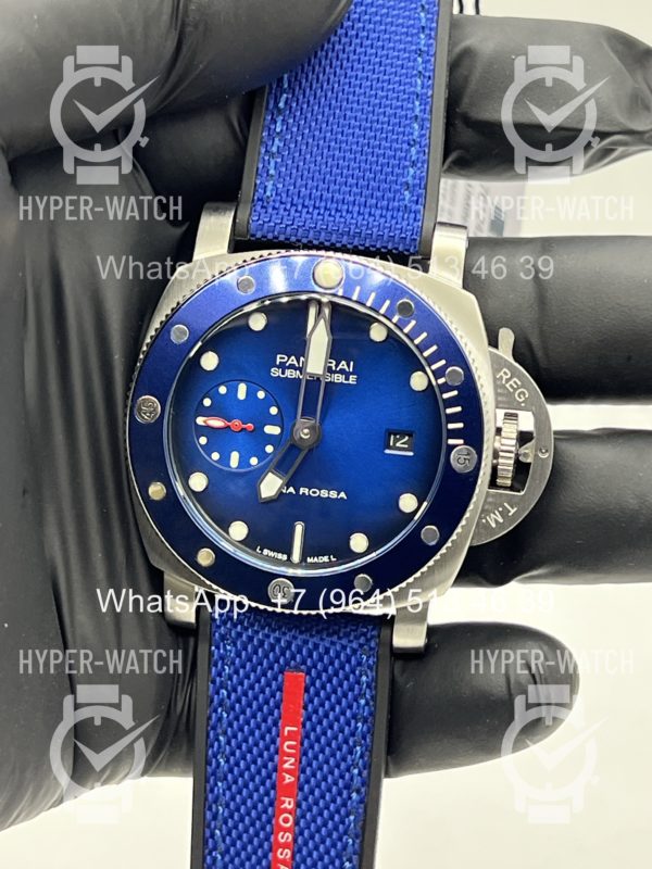 Фото 6 - Officine Panerai Luminor Submersible Luna Rossa Art 11371