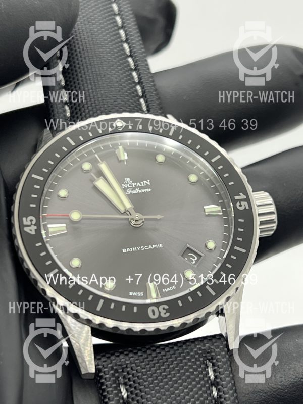 Фото 3 - Blancpain Fifty Fathoms Bathyscaphe 43mm 5000 1110 B52A V2