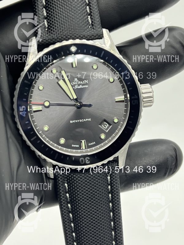 Фото 4 - Blancpain Fifty Fathoms Bathyscaphe 43mm 5000 1110 B52A V2