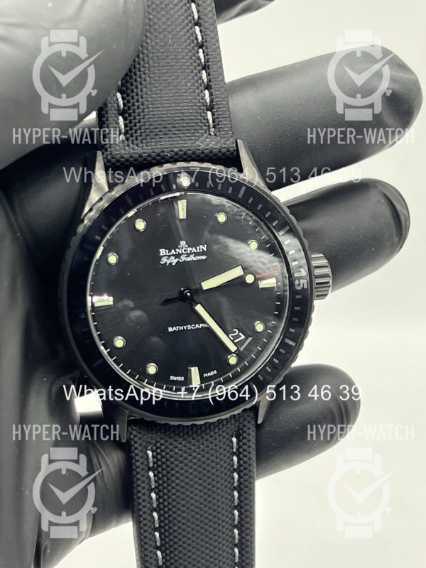 Товар Blancpain Fifty Fathoms Bathyscaphe 43mm 5000 0130 B52A Black Фото 6 - Blancpain Fifty Fathoms Bathyscaphe 43mm 5000 0130 B52A Black