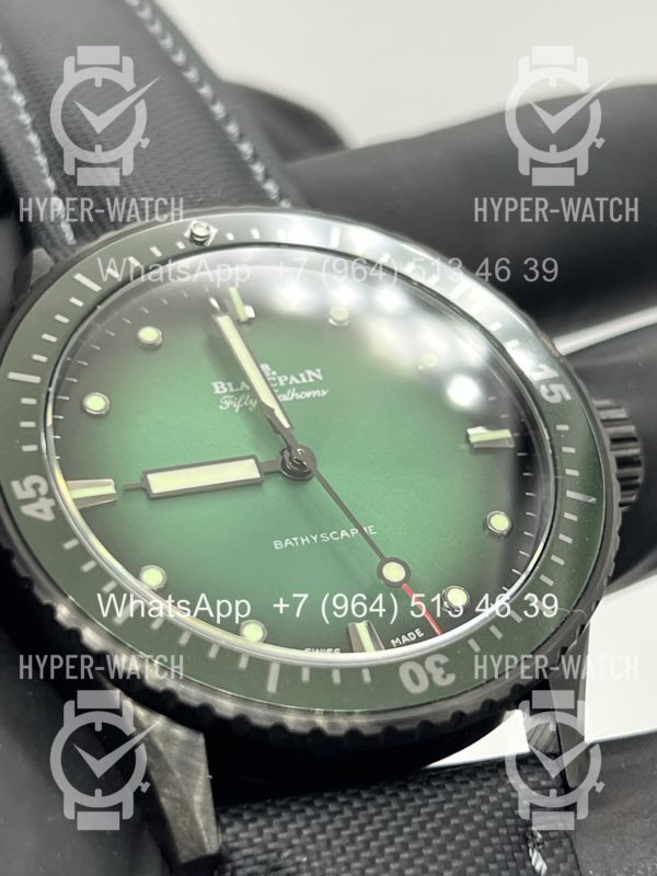 Товар Blancpain Fifty Fathoms Bathyscaphe 43mm 5005 0153 Green Фото 3 - Blancpain Fifty Fathoms Bathyscaphe 43mm 5005 0153 Green