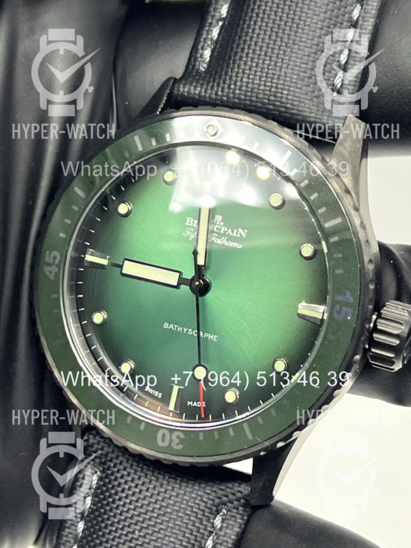 Товар Blancpain Fifty Fathoms Bathyscaphe 43mm 5005 0153 Green Фото 6 - Blancpain Fifty Fathoms Bathyscaphe 43mm 5005 0153 Green
