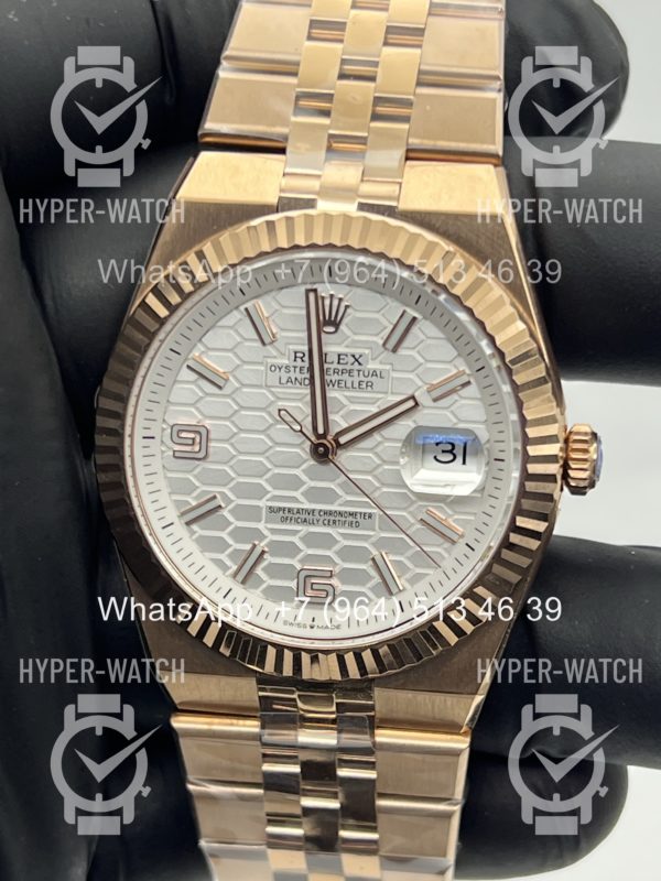 Фото 6 - Rolex Land-Dweller 40mm 127335-0001