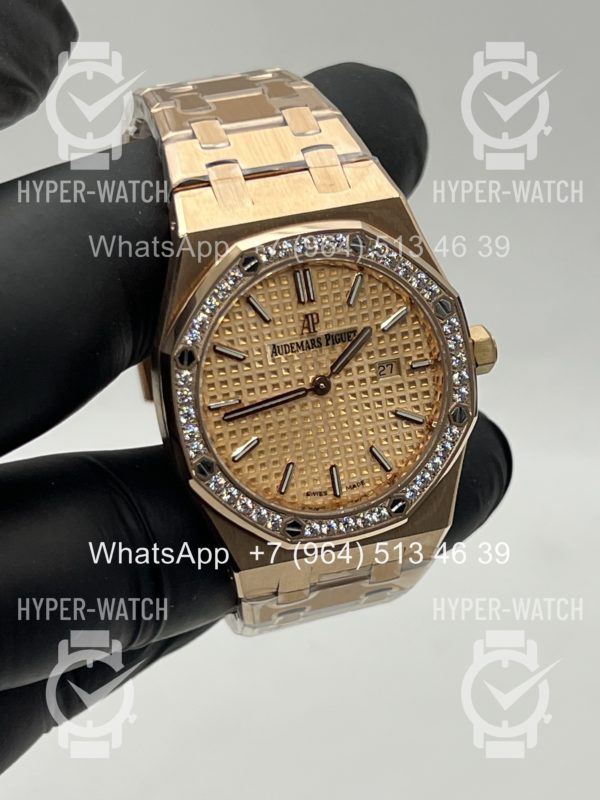 Фото 9 - Audemars Piguet Royal Oak 33mm 67651OR.ZZ.1261OR.03