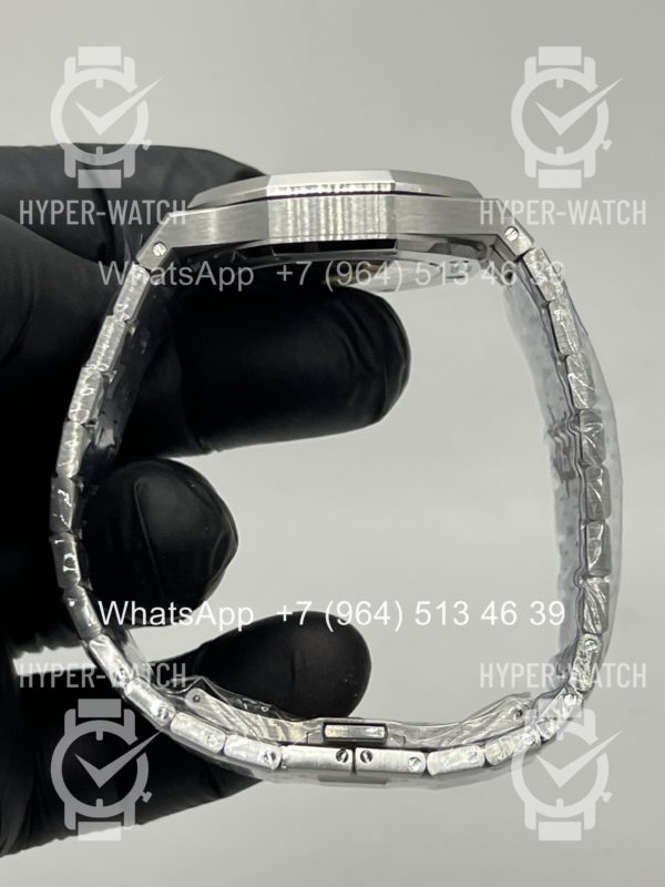 Товар Audemars Piguet Royal Oak 37mm 15451ST.ZZ.1256ST.03 Blue Steel Фото 18 - Audemars Piguet Royal Oak 37mm 15451ST.ZZ.1256ST.03 Blue Steel