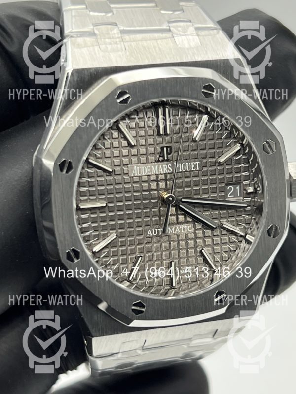 Фото 6 - Audemars Piguet Royal Oak 37mm 15450ST.OO.1256ST.02 Grey Steel