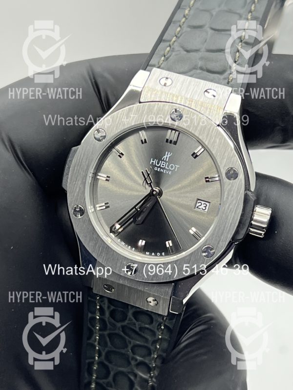 Фото 2 - Hublot Classic Fusion 33mm Art 12121