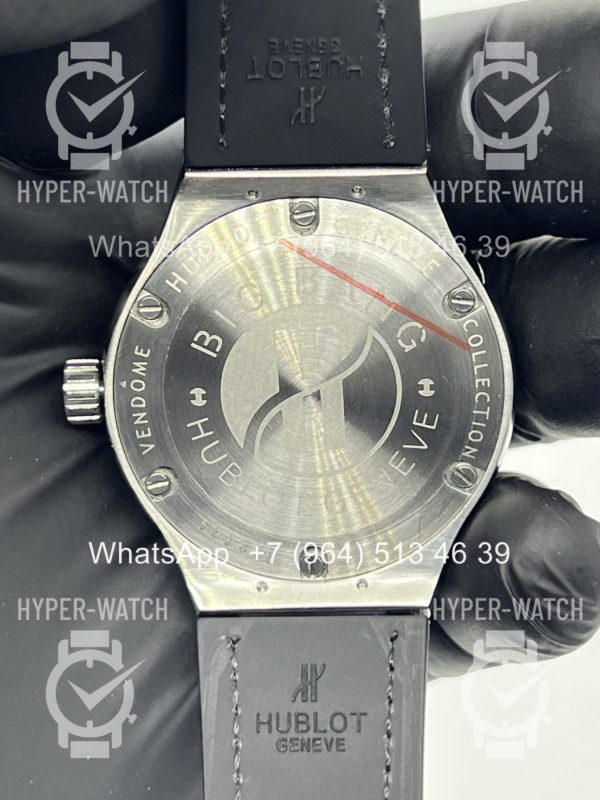 Фото 12 - Hublot Classic Fusion 33mm Art 12121