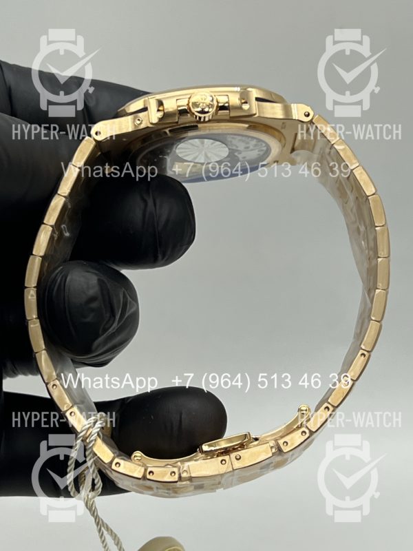Фото 9 - Patek Philippe Nautilus 40mm 5712/1R-001 18K Gold