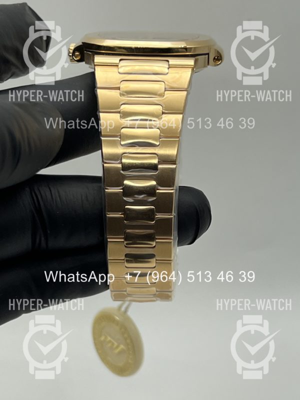 Фото 10 - Patek Philippe Nautilus 40mm 5712/1R-001 18K Gold