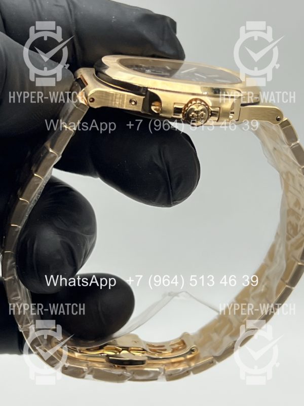 Фото 9 - Patek Philippe Nautilus 40mm 5712/1R 18K
