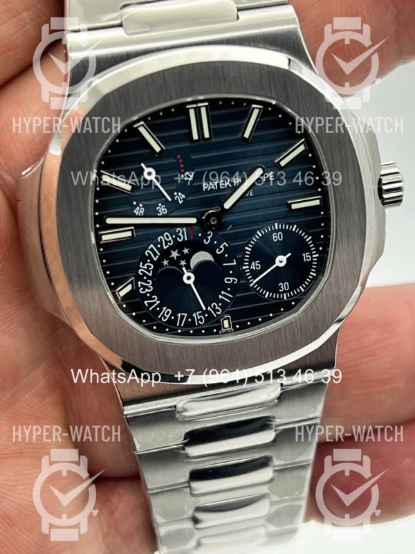 Товар Patek Philippe Nautilus 40mm 5712/1A-001 Steel Blue Фото 4 - Patek Philippe Nautilus 40mm 5712/1A-001 Steel Blue