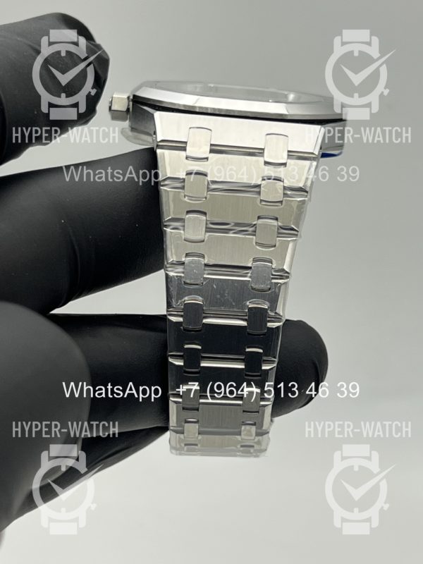 Товар Audemars Piguet Royal Oak Jumbo 39mm 16202BC.OO.1240BC.02 Фото 9 - Audemars Piguet Royal Oak Jumbo 39mm 16202BC.OO.1240BC.02