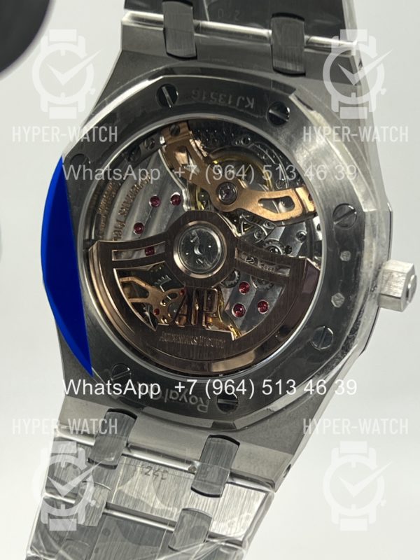 Товар Audemars Piguet Royal Oak Jumbo 39mm 16202BC.OO.1240BC.02 Фото 13 - Audemars Piguet Royal Oak Jumbo 39mm 16202BC.OO.1240BC.02